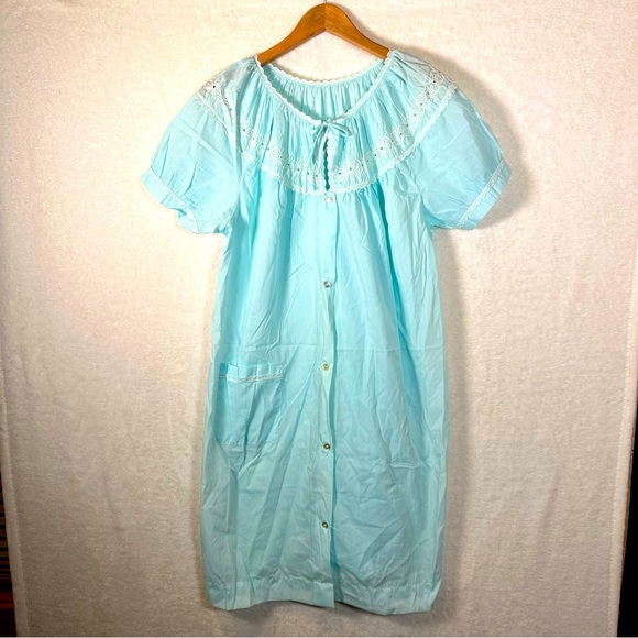 Vtg komar light blue button up embroidery nightgown large Deadstock NWOT - Picture 1 of 10